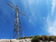 In Canto Alto (1146 m) da Ripa-Zogno ad anello fiorito il 10 aprile 2025 - FOTOGALLERY